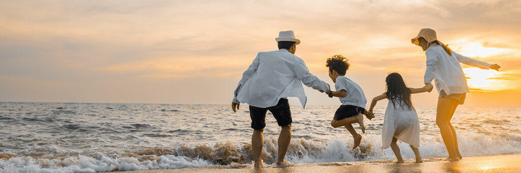 Going on holiday? Make Sure Your Will Is Up to Date. Picture of a family on holiday.