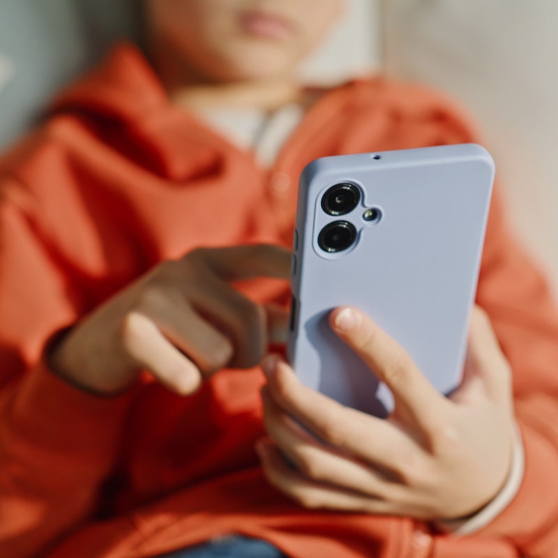 Thornton Jones Solicitors - UK Government Social Media Ban for Under 16s - Feature